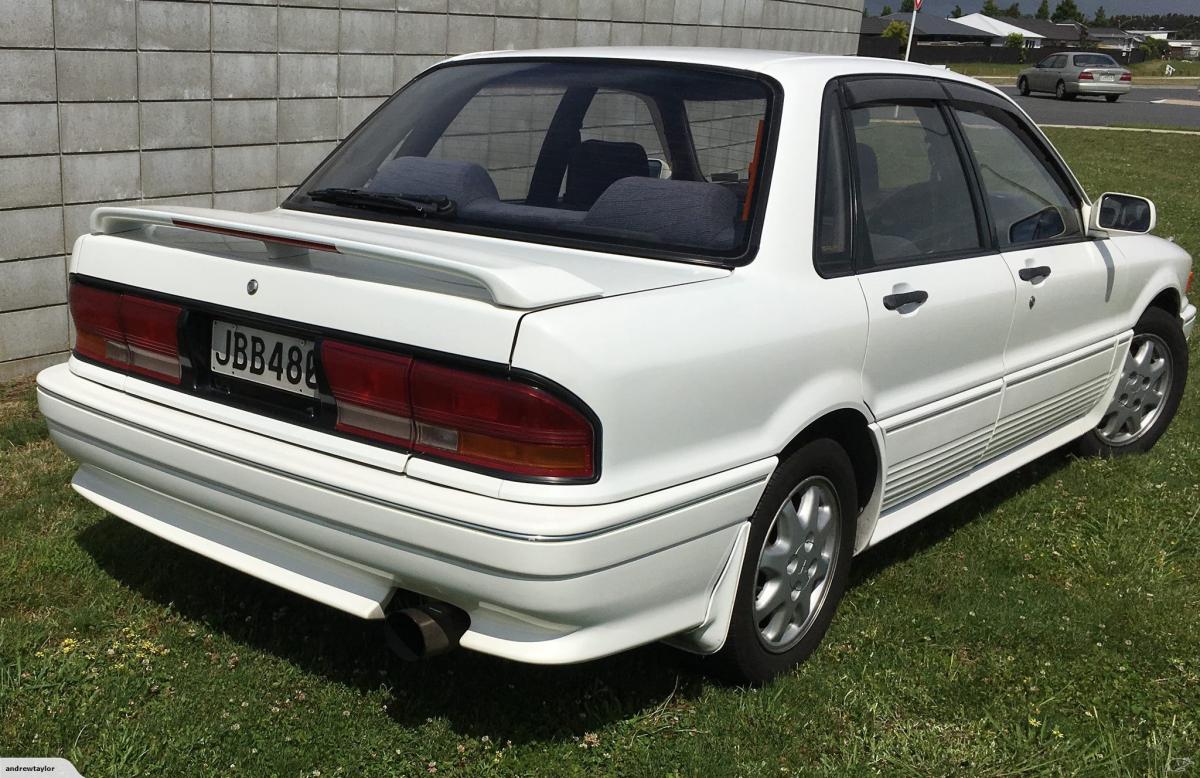 Mitsubishi galant vr 4